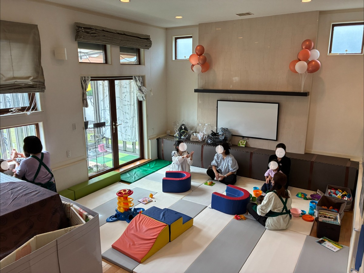 つどいの広場しゅーくるーむ