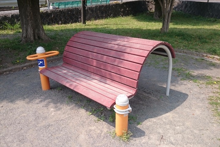 公園のベンチ 公園ベンチ」の設置について報告させて頂きます : ブログ
